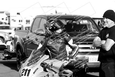 media/Nov-05-2022-SoCal Trackdays (Sat) [[f8d9b725ab]]/Around the Pits/